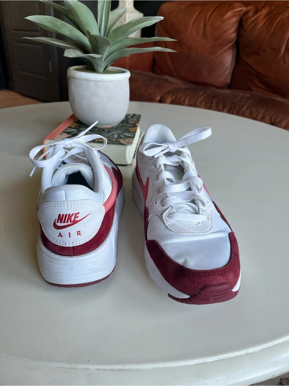 Nike Air Max SC ✨ White & Burgundy Sz 7